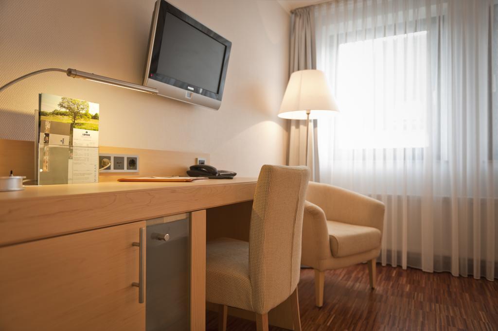 Hotel Luecke Райне Экстерьер фото
